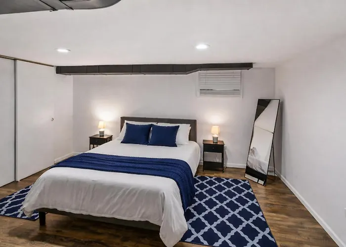 Apartment Lovely Duplex In Dt Near Naval Base *